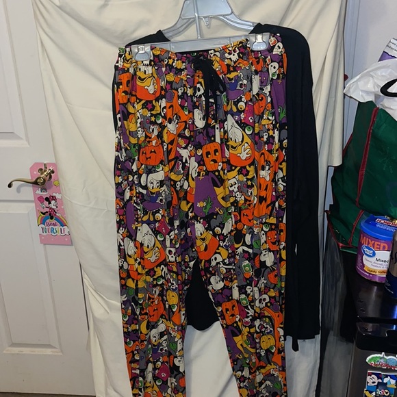 Authentic DISNEY Merchandise— Halloween Pajama set XL Adult - Picture 3 of 4